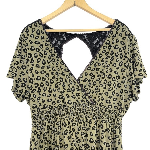 Torrid Cheetah Print Top Whimsigoth Womens 3X Green Lace Smocked Empire Waist‎ - Picture 2 of 9